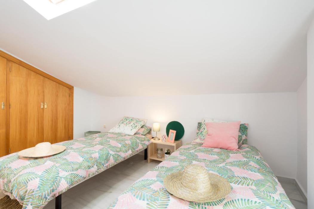 Hygge Apartment Center Near To The Beach Free Parking 2R Málaga Buitenkant foto